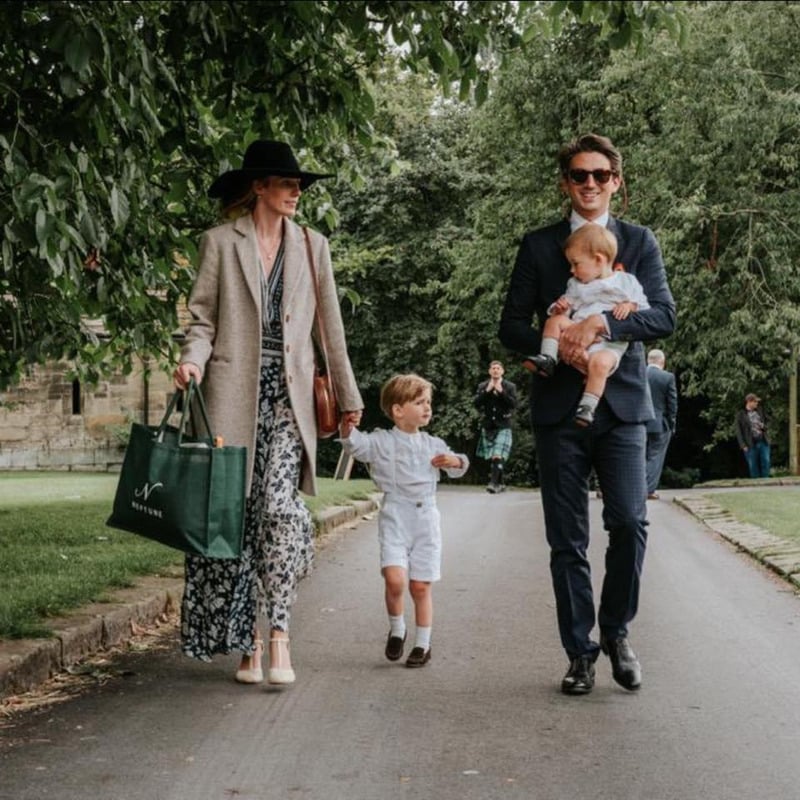 czM6Ly9tZWRpYS1wcml2YXRlLmNhbnZhLmNvbS81dmtQSS9NQUYzQy01dmtQSS8xL3AuanBn Portraits de Kathryn Little et Alexis Marot, fondateurs LBS